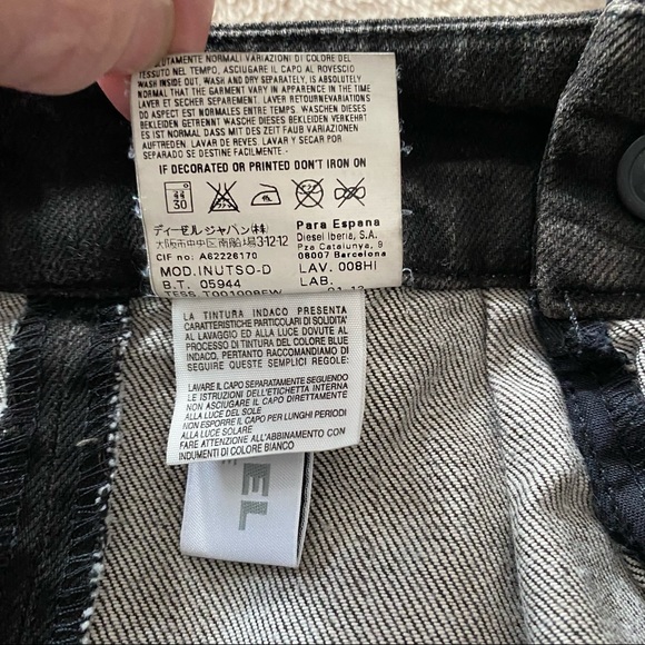 DIESEL BLACK DENIM SKIRT - Picture 9 of 11